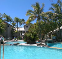 Noosaville Resort Living on Noosa River Gympie Terrace - Australia Shopping