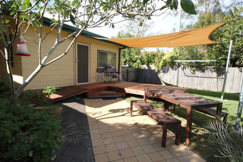 NORTH HAVEN SEA BREEZE - 9 David Campbell St , North Haven - Accommodation Australia 2