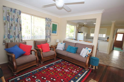 NORTH HAVEN SEA BREEZE - 9 David Campbell St , North Haven - Accommodation Australia 3