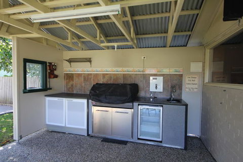 NORTH HEAVEN STATION 28 Alma St, North Haven - Accommodation Australia 1