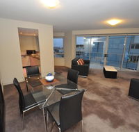 North Sydney Fully Self Contained Modern 2 Bed Apartment 2207BER - Accommodation Australia