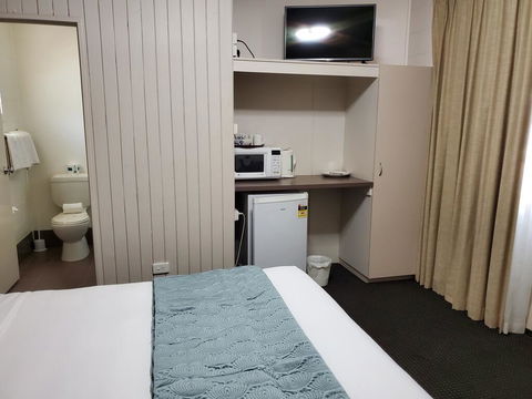 O'Sheas Windsor Hotel - Accommodation Australia 2