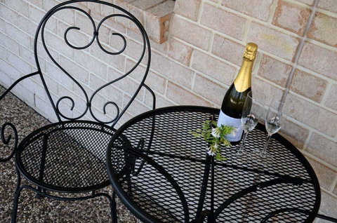 Oakey Motor Inn - Australia Shopping 3