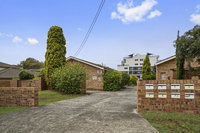 Oakland Avenue Villa 3