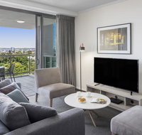 Oaks Brisbane on Margaret Suites - Accommodation Australia
