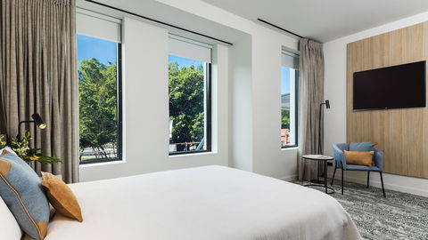Oaks Cairns Hotel - Accommodation Australia 2