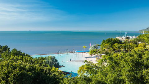 Oaks Cairns Hotel - Accommodation Australia 1