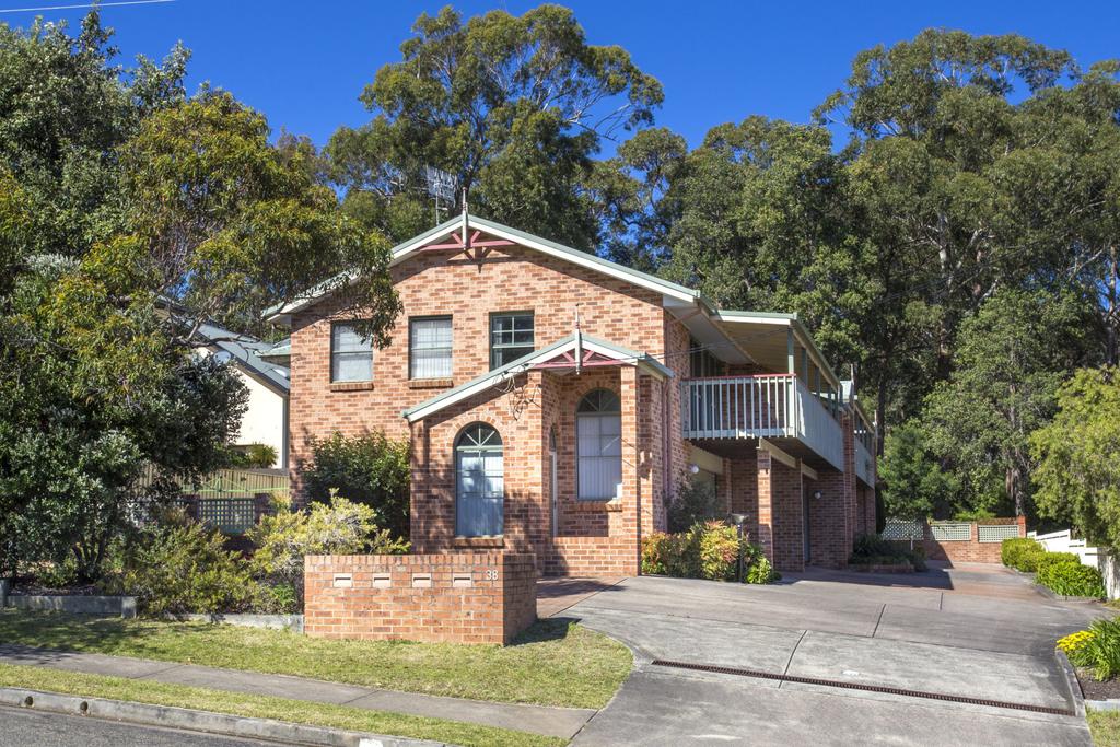 Mount Kingiman ACT Accommodation Australia