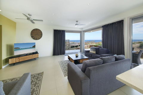 Ocean Ave 1/21 - Anna Bay - Accommodation Australia 1