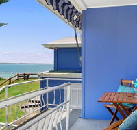 Ocean Blue Apartment Four - apartment on 2nd level - Accommodation Australia