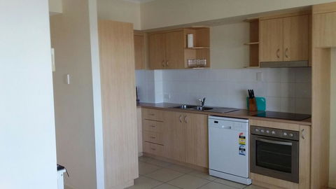 Ocean Breeze Apartments - Local Tourism 2
