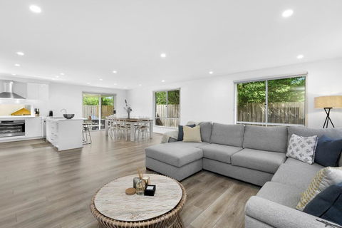 OCEAN BREEZE Family Home - Accommodation Australia 2