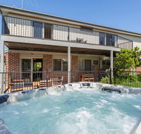 Ocean Breeze Retreat - with spa and space - Australia Shopping