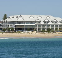 Ocean Centre Hotel - Accommodation Australia