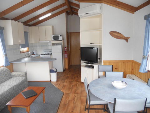 Ocean Grove Holiday Park - Accommodation Australia 2