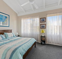 Ocean St Holiday Apartment - Accommodation Australia