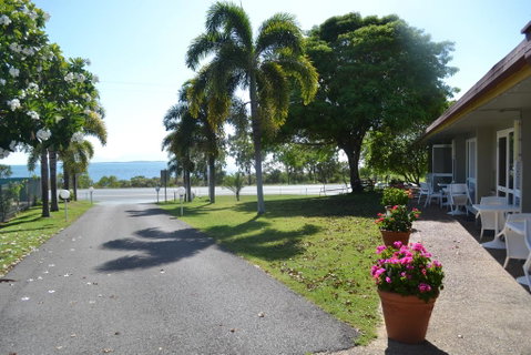 Ocean View Motel Bowen - Accommodation Australia 2