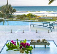 Oceans Edge Beach House At Oak Beach - Accommodation Australia