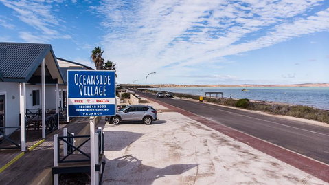 Oceanside Village - Accommodation Australia 0