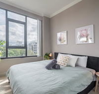 Olympic Park near Qudos Bank Arena King Bed 1BR 1Bath Sleeps 6 Air-cond parking - Accommodation Australia