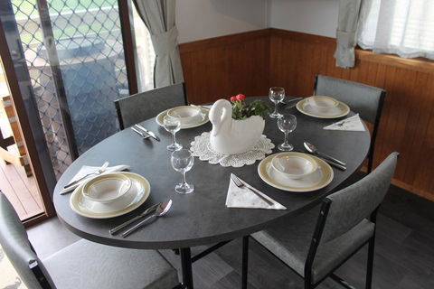 OMARU FARM STAY - Accommodation Australia 2