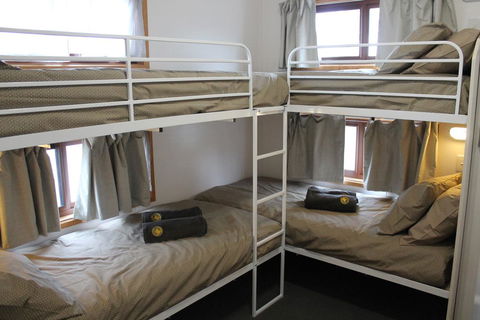 OMARU FARM STAY - Accommodation Australia 3