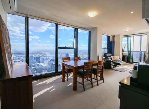 ON TOP OF THE WORLD - BEST VIEWS IN MELBOURNE !! - Accommodation Australia 1