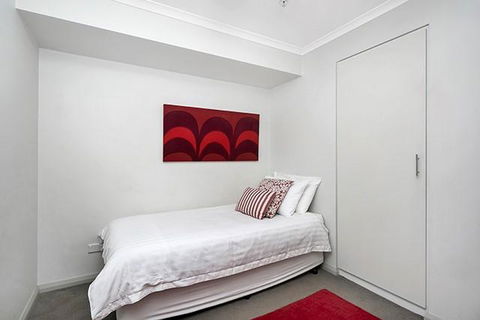 One Bedroom Apartment Atchison St(L1006) - Accommodation Australia 3