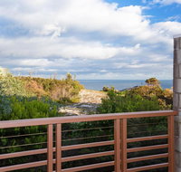 One Mile Ridge' 12a/26 One Mile Close - stunning views air con infinity pool - Local Tourism