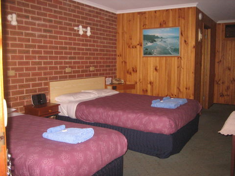 Orbost Country Road Motor Inn - Local Tourism 1