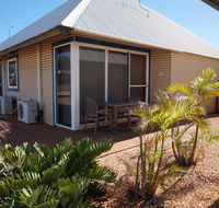 Osprey Holiday Village Unit 201-1 Bedroom - Wonderful 1 Bedroom Studio Apartment with a Pool in the Complex - Accommodation Australia