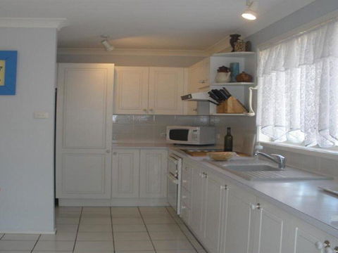 Ourimbah - Across From The Local Rock Pools - Accommodation Australia 3