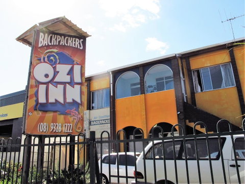 Ozi Inn Backpackers - Accommodation Australia 0