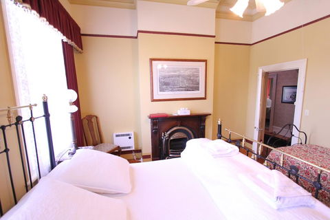 Palm House - Local Tourism 1