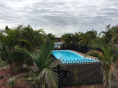 Palm Valley Motel - Australia Shopping 2