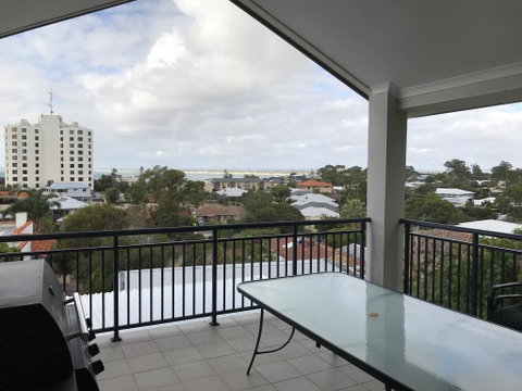 Panoramic Blue Bay Views - 3 Bedroom Townhouse - Accommodation Australia 0