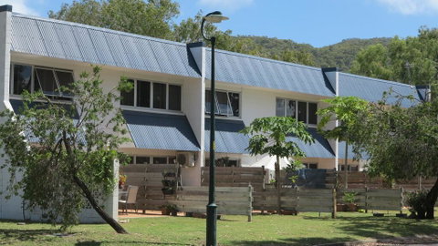 Paradise Apartments Unit 4 - Accommodation Australia 0