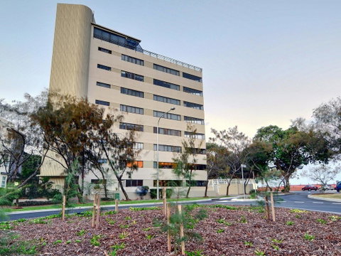 Parkyn Place 6 - 3 BDRM Oceanview Apt On Mooloolaba Spit - Accommodation Australia 3