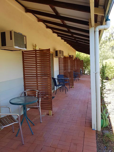 Pecan Hill BNB - Australia Shopping 2