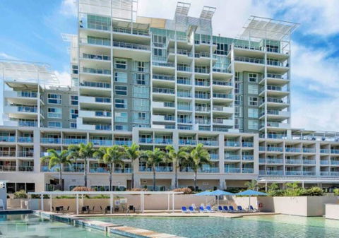 Pelican Waters Golf Resort And Spa Unit 1006 - Local Tourism 0