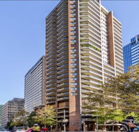 Perfect City location. Immaculate Apartment with Parking - Bed n Breakfasts