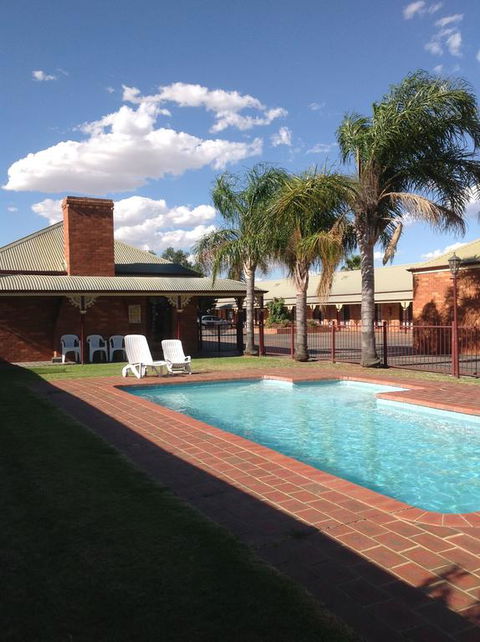 Philadelphia Motor Inn - Local Tourism 3