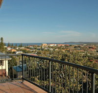 Phoenix Terrace -townhouse Yamba - Accommodation Australia