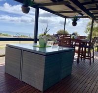 Pine View Holiday Rental - Accommodation Australia