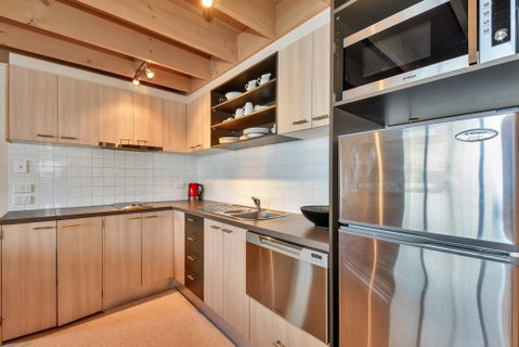 Pinot - Accommodation Australia 1