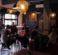 Pint On Punt Backpackers - Accommodation Australia