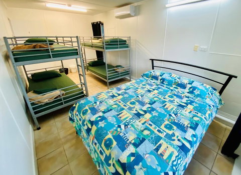 Pippies Beachhouse - Accommodation Australia 1