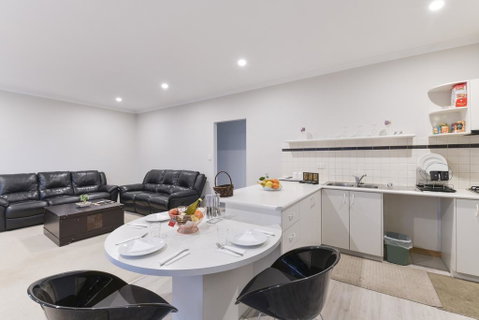 Platinum Motel - Accommodation Australia 3