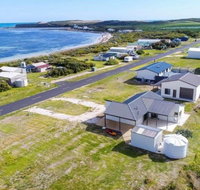 Plovers Rest at Cape Douglas - Australia Shopping