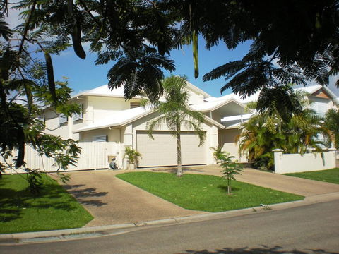 Poinciana Terraces - Accommodation Australia 0